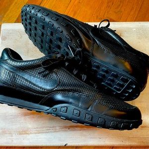 RARE - Vintage Nike Waffle Racer with Zoom Air midsole. Triple black. Size 9